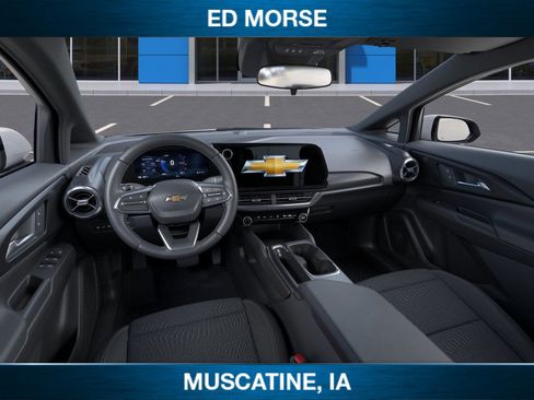 New 2026 Chevrolet Equinox EV LT image 15