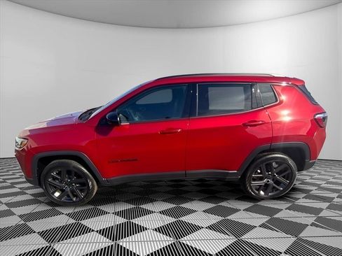 New 2026 Jeep Compass Latitude AWD/4WD image 8