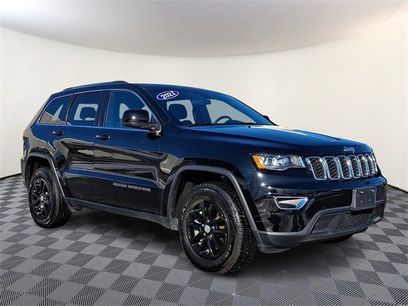 Used 2021 Jeep Grand Cherokee Laredo