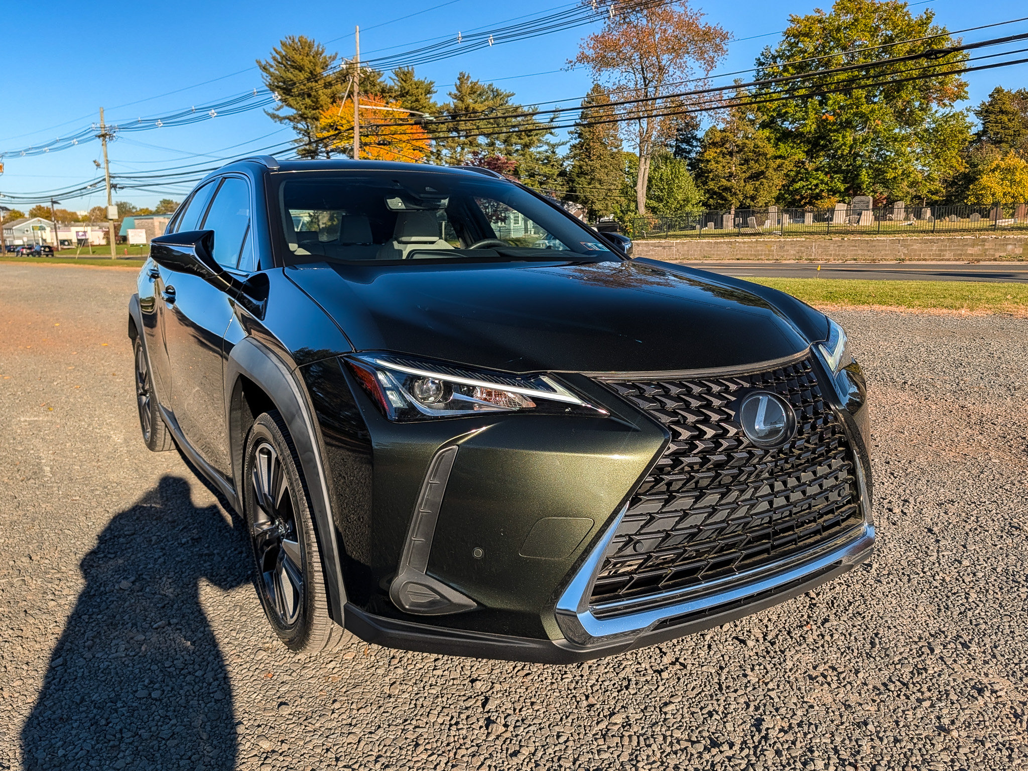Used 2019 Lexus UX 200 w/ Premium Package FWD image 3