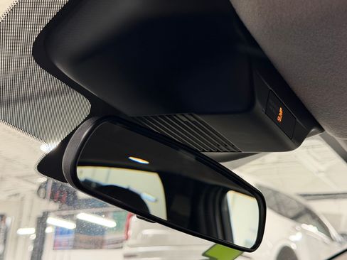 Used 2025 Nissan Kicks SV FWD image 34