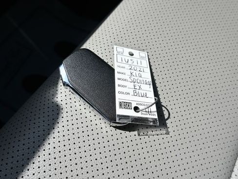 Used 2021 Kia Sportage EX FWD image 46