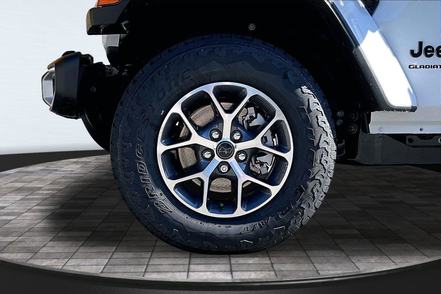 New 2027 Jeep Gladiator Sport AWD/4WD image 12