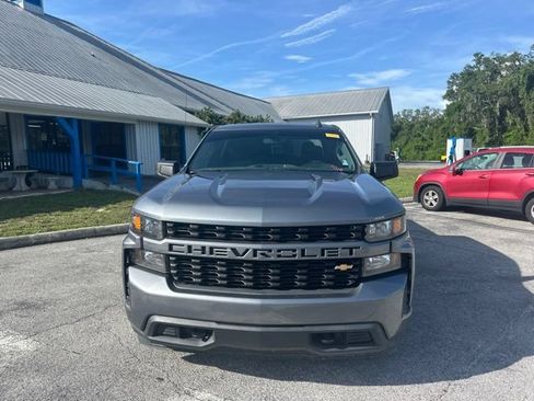 Used 2019 Chevrolet Silverado 1500 Custom w/ Custom Value Package RWD image 8