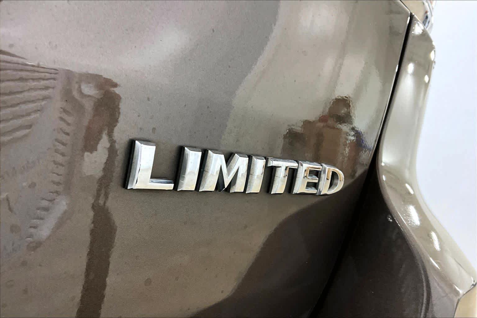 Used 2018 Jeep Grand Cherokee Limited w/ Luxury Group II AWD/4WD image 10
