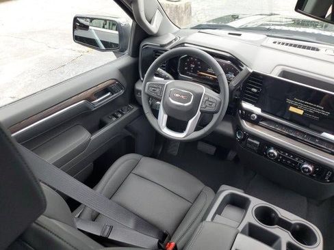 New 2026 GMC Sierra 1500 SLT AWD/4WD image 5