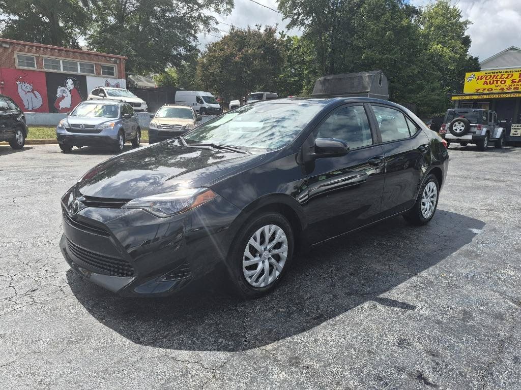 Used 2019 Toyota Corolla LE FWD image 3