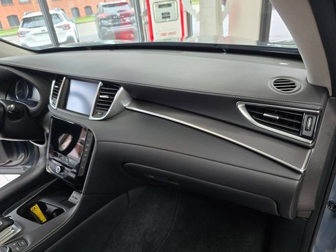 Used 2023 INFINITI QX50 Luxe AWD/4WD image 37