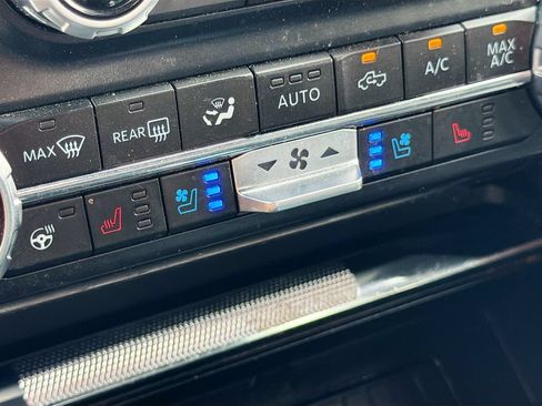 Used 2023 Ford F150 Lariat w/ Equipment Group 502A High AWD/4WD image 23