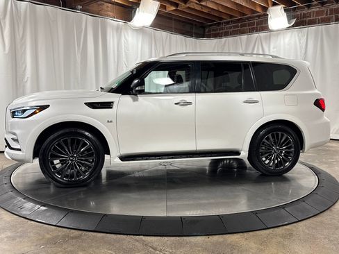 Used 2020 INFINITI QX80 Luxe w/ Edition 30 Package AWD/4WD image 10