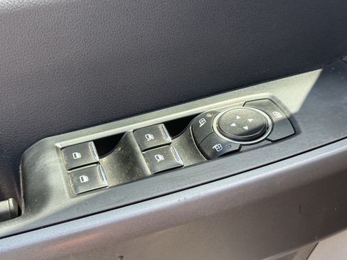 Used 2025 Ford F250 XLT AWD/4WD image 25
