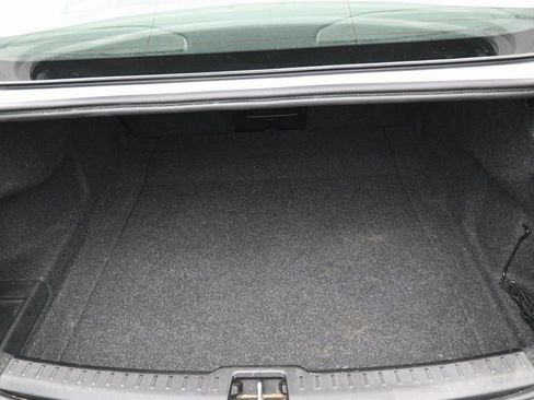 Used 2022 Volvo S60 T8 Inscription image 29