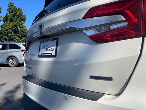 Used 2018 Honda Odyssey Touring image 14