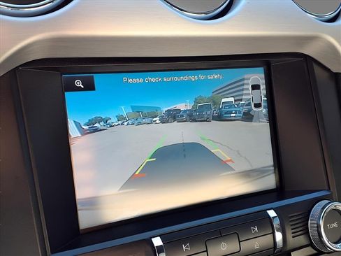 Used 2015 Ford Mustang GT Premium image 16