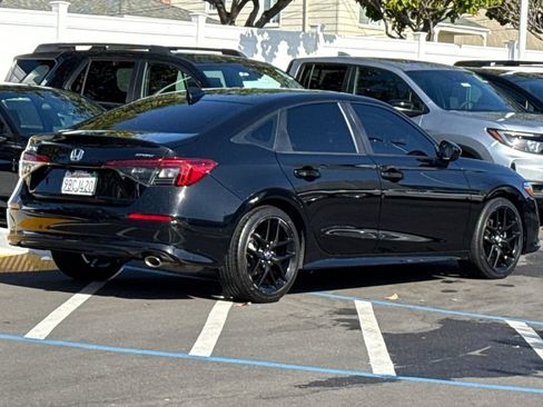 Used 2022 Honda Civic Sport image 4