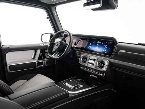 Used 2025 Mercedes-Benz G 63 AMG 4MATIC image 15