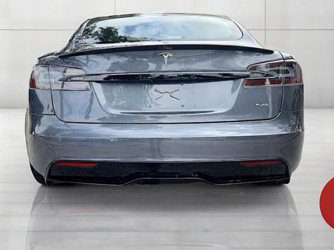 Used 2021 Tesla Model S Plaid image 5