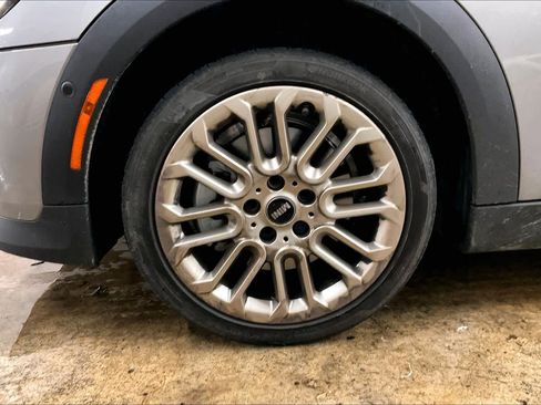 Certified 2025 MINI Cooper 4-Door Hardtop image 12