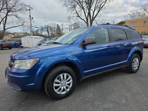 Used 2010 Dodge Journey SE w/ Popular Equipment Group image 2