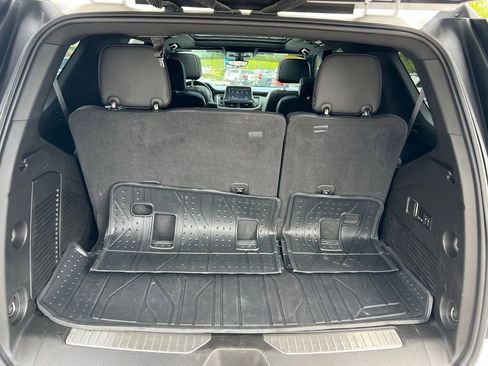 Used 2022 Chevrolet Tahoe High Country AWD/4WD image 28