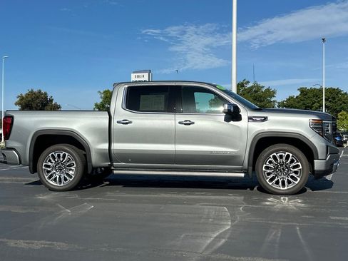 Used 2026 GMC Sierra 1500 Denali Ultimate AWD/4WD image 3