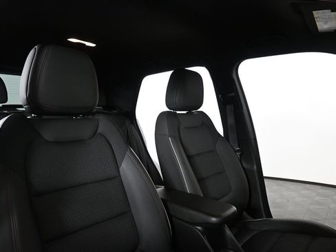 Used 2023 Chevrolet TrailBlazer RS w/ Convenience Package FWD image 17
