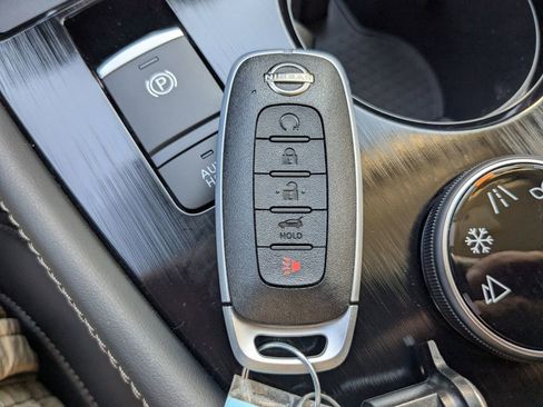 New 2026 Nissan Rogue Platinum AWD/4WD image 33