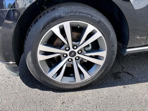 Used 2020 Ford Expedition Platinum AWD/4WD image 34