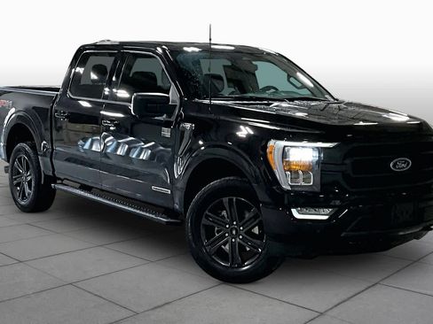 Used 2021 Ford F150 XLT w/ Equipment Group 302A High AWD/4WD image 3