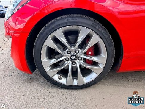 Used 2016 Hyundai Genesis Coupe 3.8 RWD image 6