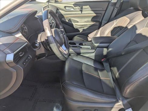 Used 2022 Nissan Altima 2.5 SR image 15