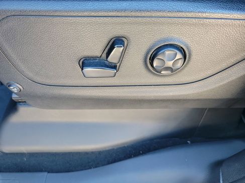 Used 2019 RAM 1500 Big Horn AWD/4WD image 19
