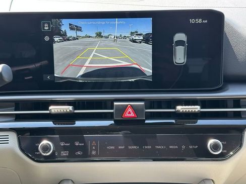 New 2026 Kia Sportage EX FWD image 16
