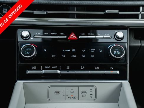 Used 2025 Hyundai Santa Fe SEL FWD image 22
