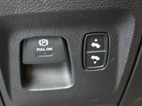 Used 2022 RAM 1500 Big Horn image 26