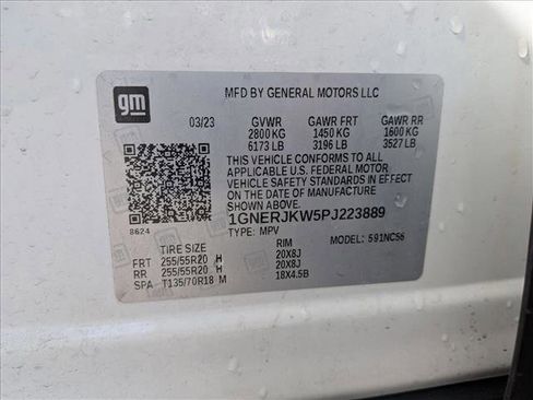 Used 2023 Chevrolet Traverse RS image 16