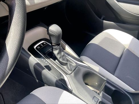 Used 2024 Toyota Corolla LE FWD image 13