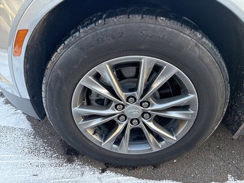 Used 2023 Cadillac XT5 Premium Luxury image 7