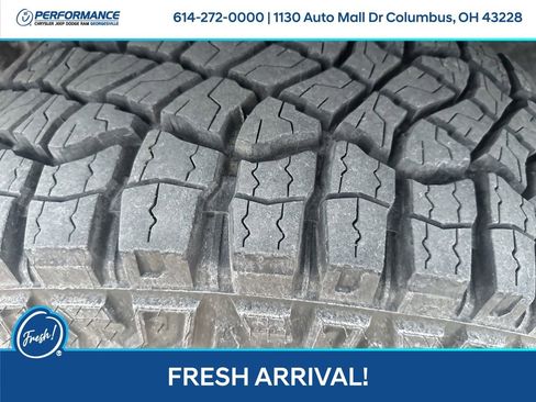 Used 2025 Chevrolet Colorado ZR2 w/ Technology Package image 11