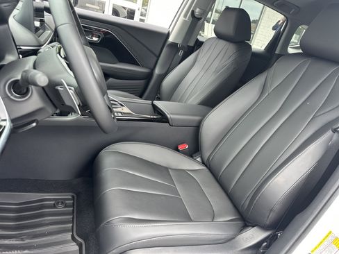 Used 2025 Acura ADX FWD image 11