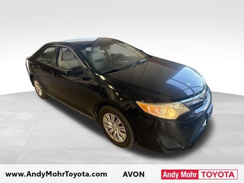 Used 2012 Toyota Camry LE FWD image 1