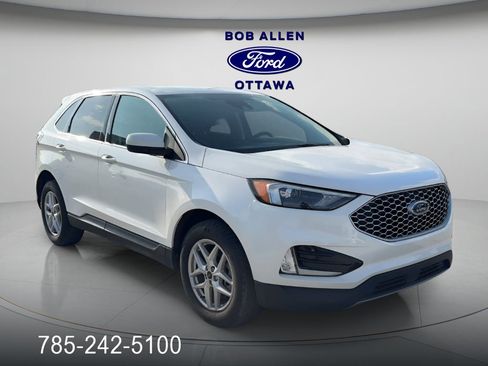 Used 2023 Ford Edge SEL w/ Convenience Package image 7