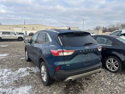 Used 2020 Ford Escape SE image 6