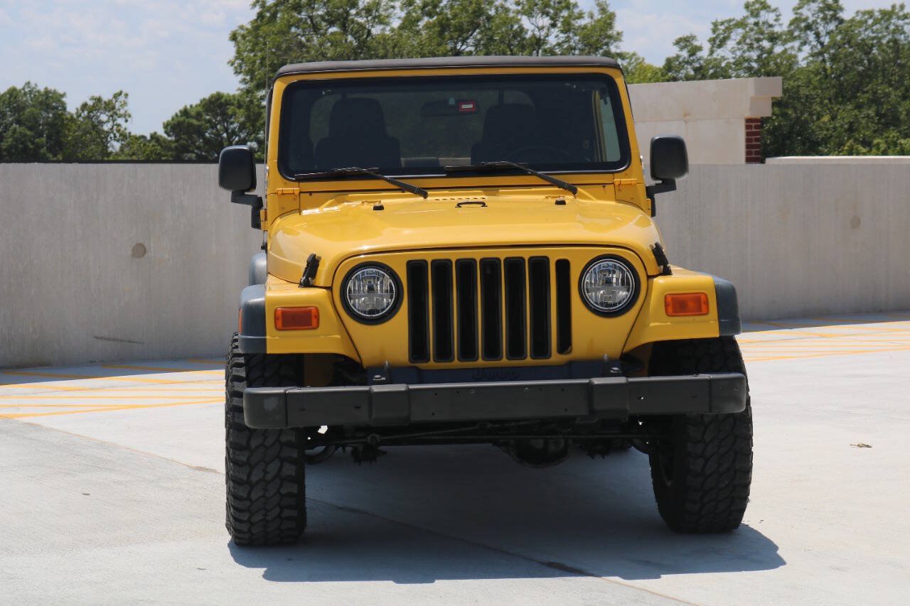 Used 2004 Jeep Wrangler X w/ Convenience Group AWD/4WD image 14