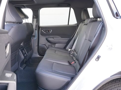 New 2026 Subaru Outback Limited AWD/4WD image 7