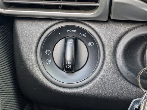 Used 2005 Porsche 911 Carrera S image 23