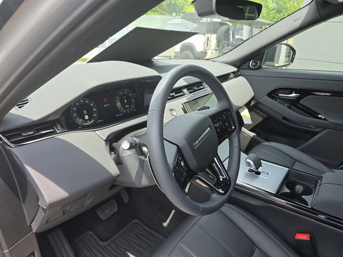 Certified 2025 Land Rover Range Rover Evoque S AWD/4WD image 22
