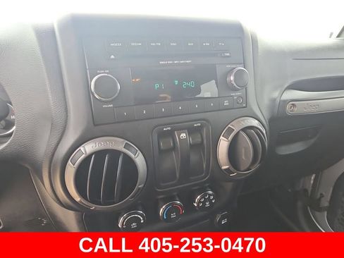 Used 2016 Jeep Wrangler Sport w/ Quick Order Package 24S AWD/4WD image 39