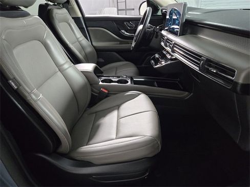 New 2026 Lincoln Corsair Premiere image 20