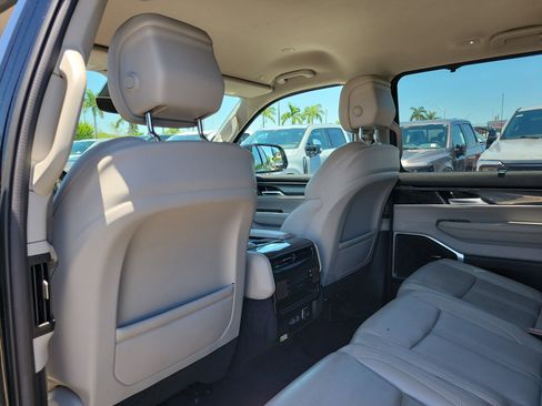 Used 2023 Jeep Wagoneer 2WD w/ Convenience Group I image 14